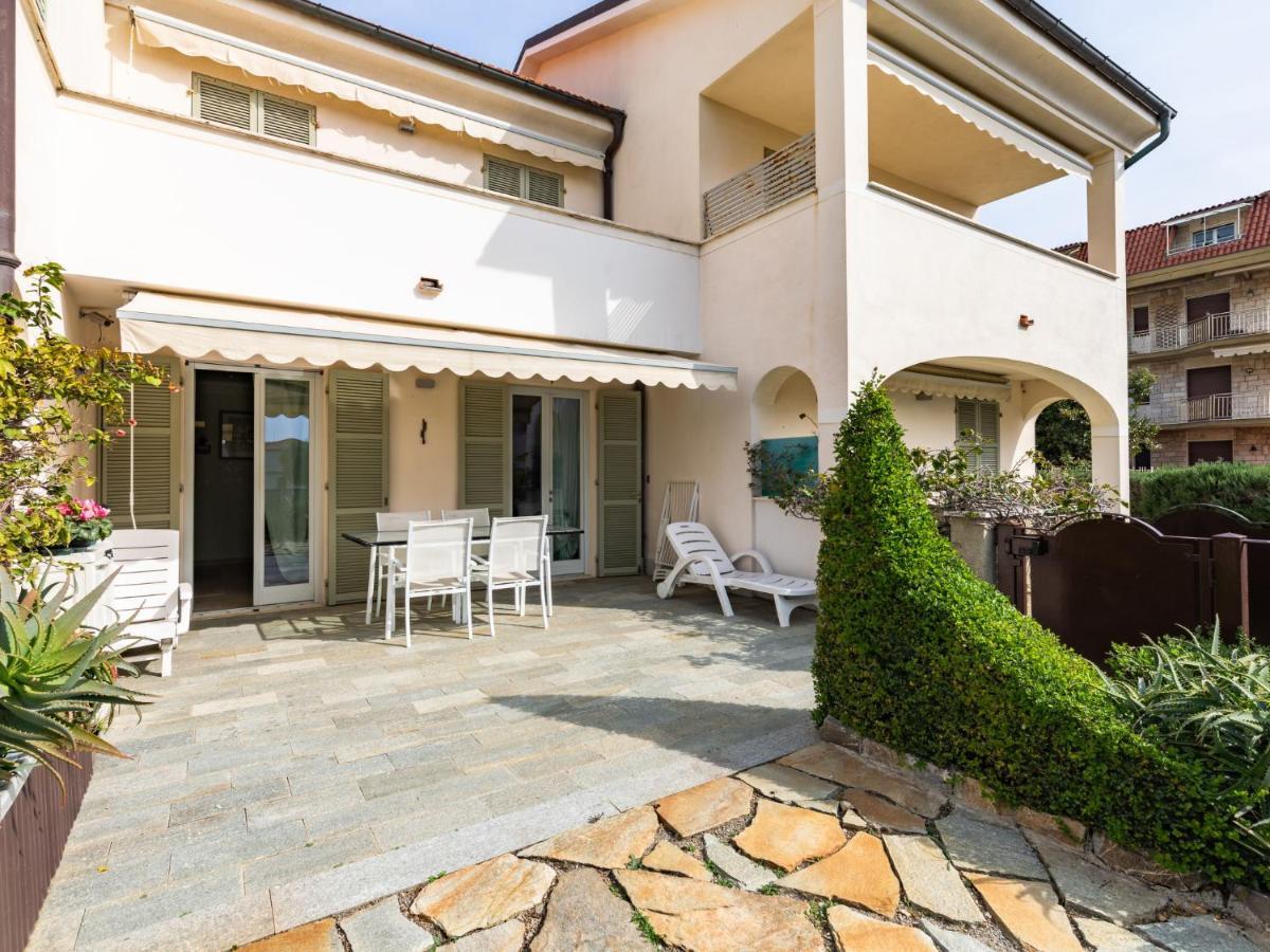 Apartment Cristina By Interhome Riva Ligure Exterior photo